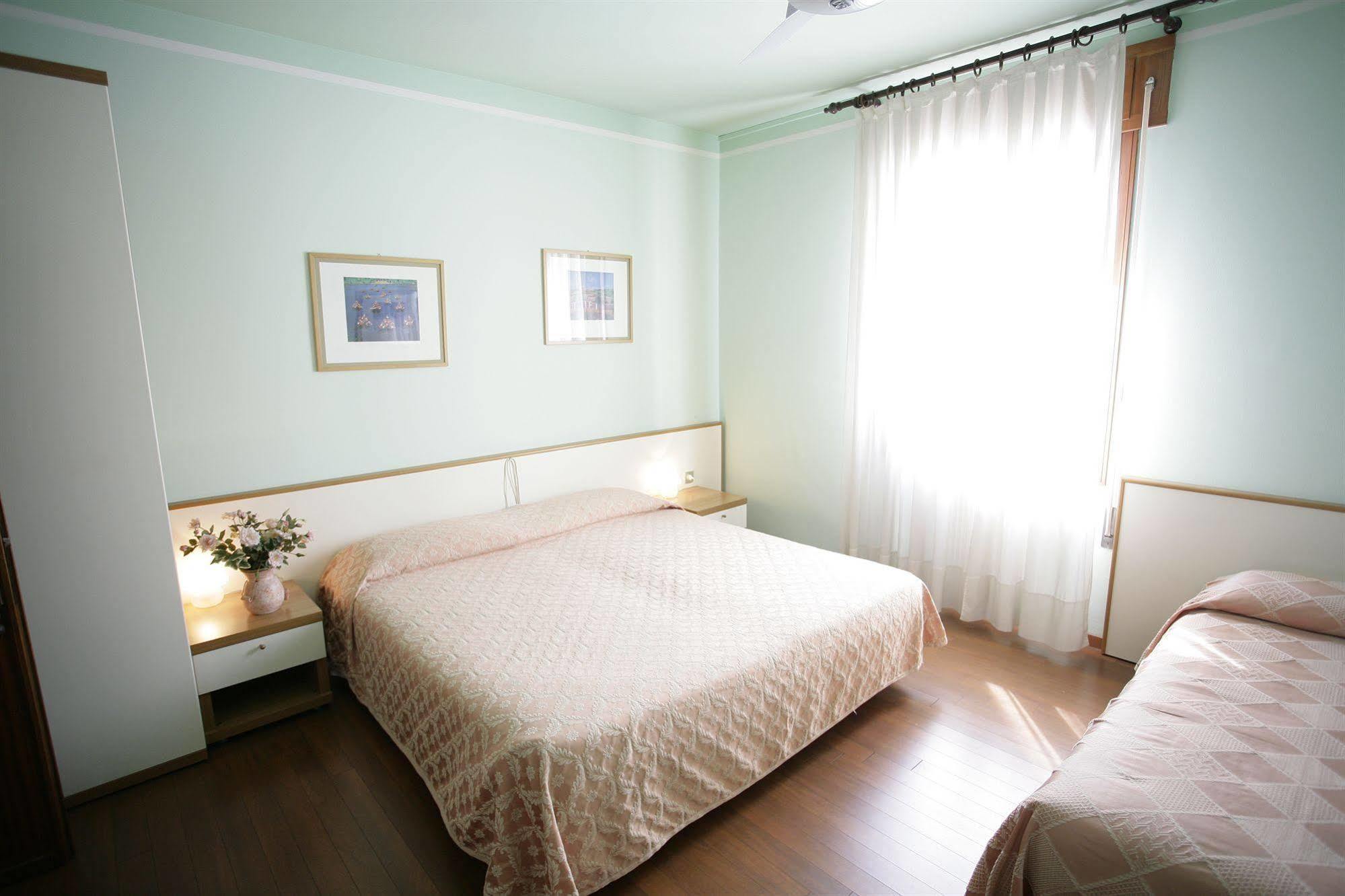 Hotel Ezzelino San Zenone Exteriér fotografie